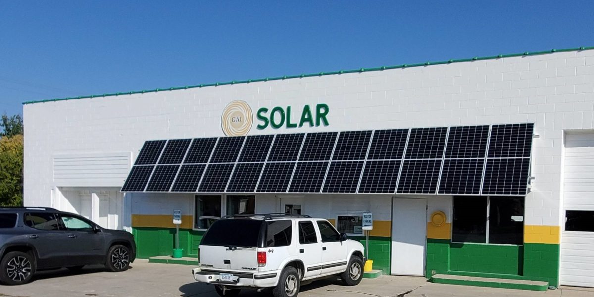 Custom Mounting Solution  4.68 kWp TGT Racking System  12 Modules